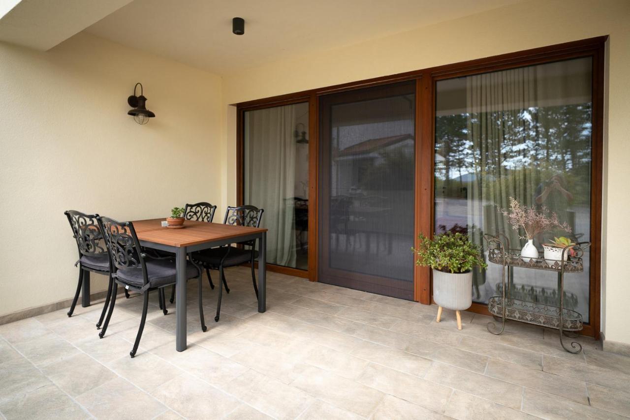 Apartments Kras 24 With Pool Sežana Exteriér fotografie