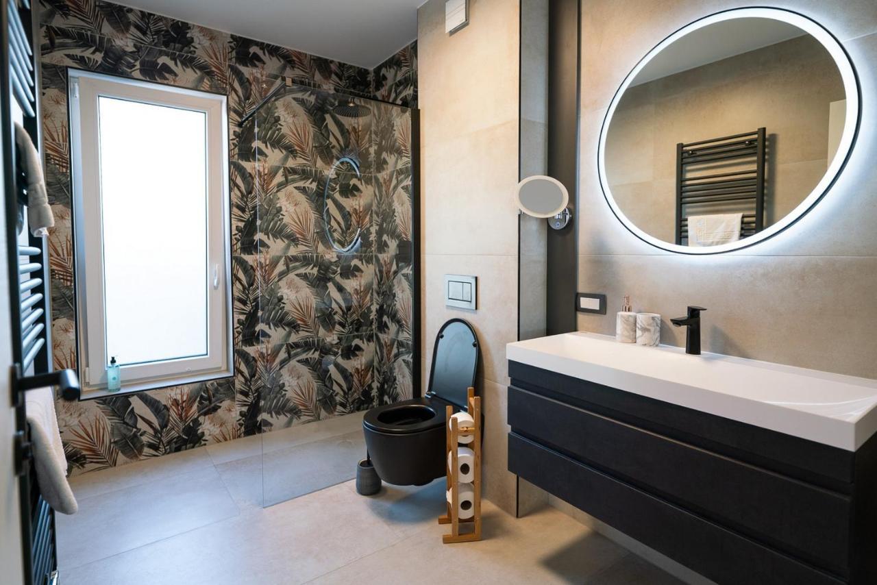 Apartments Kras 24 With Pool Sežana Exteriér fotografie